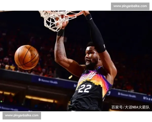 防守球员视角解析比赛关键瞬间与防守策略精要